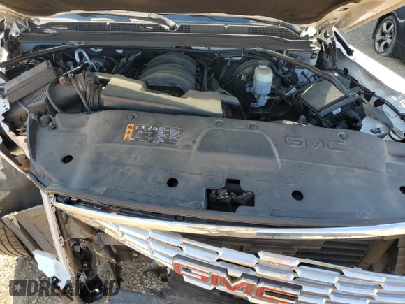 2020 GMC Yukon Denali with VIN 1GKS1CKJ6LR170901, listed as a Copart auction lot 76034594 with 118,738 mi miles and Salvage Title. Bid and sale history available at carsss.com. Image 12.