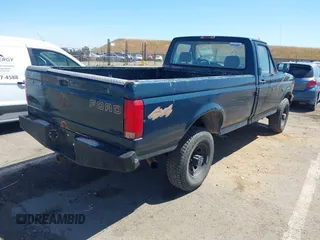 1994 Ford F-250 with VIN 2FTHF26H5RCA74997, listed as a IAAI auction lot 42270174 with 184,970 mi miles and . Bid and sale history available at DreamBid. Image 4.