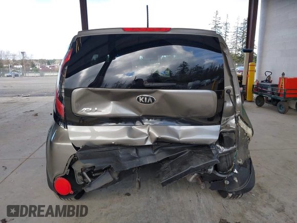 2014 Kia Soul with VIN KNDJN2A28E7071785, listed as a IAAI auction lot 41795685 with 66,108 mi miles. Bid and sale history available at carsss.com. Image 17.