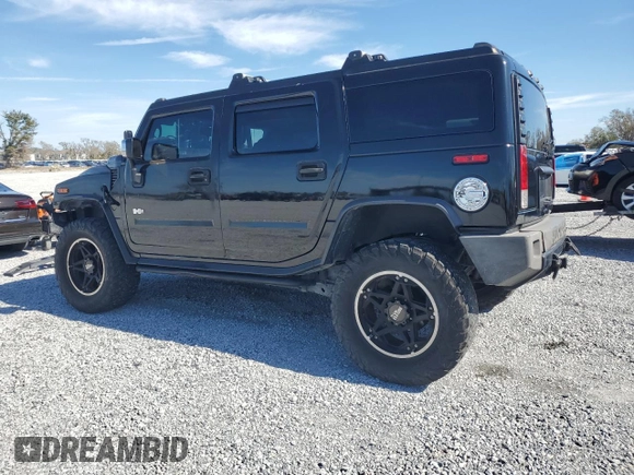 2005 Hummer H2 SUV z VIN 5GRGN23U55H109975, wystawiony jako Copart lot #42739655 z przebiegiem 257 578 mil mil oraz Czysty tytuł • Clean title. Historia ofert i sprzedaży dostępna na DreamBid. Obrazek 2.