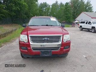 2008 Ford Explorer XLT z VIN 1FMEU73EX8UA80210, wystawiony jako IAAI lot #42433012 z przebiegiem 258 052 mil mil oraz . Historia ofert i sprzedaży dostępna na DreamBid. Obrazek 13.