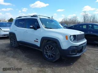 2016 Jeep Renegade Latitude with VIN ZACCJABT4GPC65046, listed as a IAAI auction lot 41882848 with 128,486 mi miles. Bid and sale history available at carsss.com. Image 1.