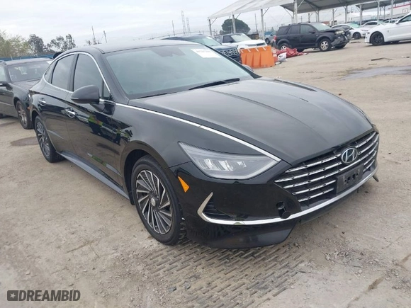 2021 Hyundai Sonata Hybrid SEL with VIN KMHL34JJ1MA024239, listed as a IAAI auction lot 41707290 with 165,214 mi miles. Bid and sale history available at carsss.com. Image 1.