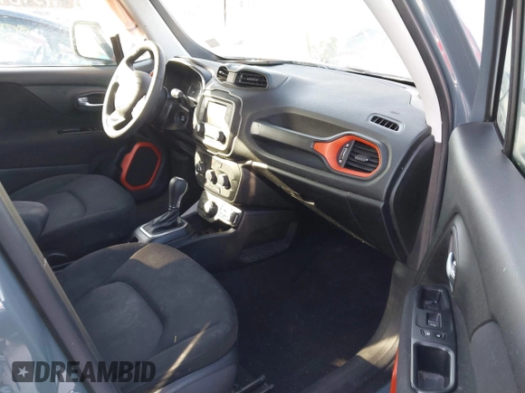 2018 Jeep Renegade Sport with VIN ZACCJBAB7JPH26262, listed as a IAAI auction lot 41594450 with 83,822 mi miles. Bid and sale history available at carsss.com. Image 5.
