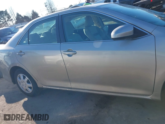2014 Toyota Camry L with VIN 4T4BF1FK3ER344123, listed as a IAAI auction lot 41379232 with 41,718 mi miles. Bid and sale history available at carsss.com. Image 13.