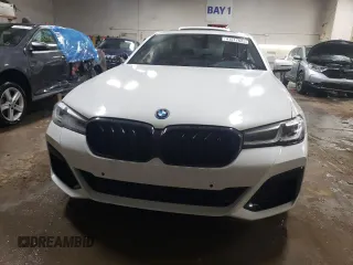 2023 BMW 5 Series 530e z VIN WBA13AG00PCM94423, wystawiony jako Copart lot #41517625 z przebiegiem 16 339 mil mil oraz Szkoda całkowita • Salvage title. Historia ofert i sprzedaży dostępna na DreamBid. Obrazek 5.