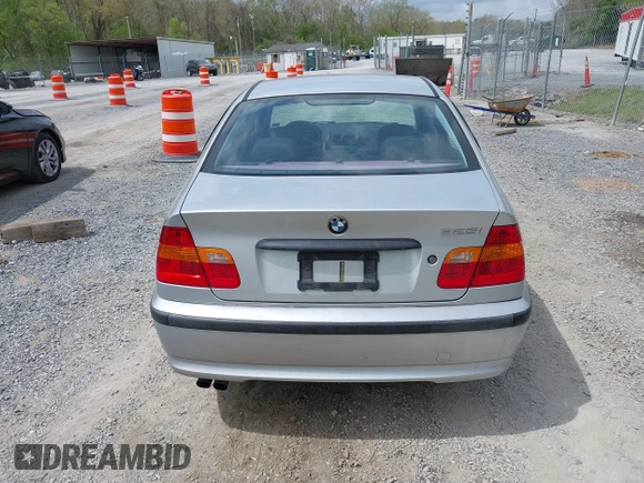 2003 BMW 3 Series 325i with VIN WBAEV33403KL79160, listed as a IAAI auction lot 42123846 with 200,406 mi miles and . Bid and sale history available at DreamBid. Image 16.