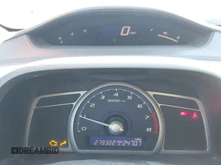 2006 Honda Civic z VIN 1HGFA15296L051321, wystawiony jako IAAI lot #41763355 z przebiegiem 279 322 mil mil oraz . Historia ofert i sprzedaży dostępna na DreamBid. Obrazek 7.