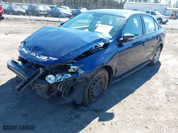 2014 Volkswagen Jetta Sedan SE with VIN 3VWD17AJ0EM378707, listed as a IAAI auction lot 41645024 with 110,598 mi miles. Bid and sale history available at carsss.com. Image 2.