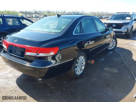 2009 Hyundai Azera GLS with VIN KMHFC46D39A351345, listed as a IAAI auction lot 41974507 with 138,174 mi miles. Bid and sale history available at carsss.com. Image 4.