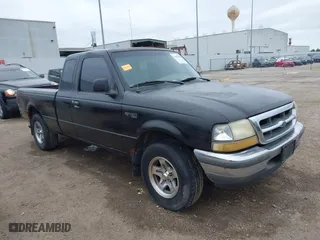 1998 Ford Ranger XL with VIN 1FTYR14C4WPB61535, listed as a IAAI auction lot 41630900 with 231,208 mi miles. Bid and sale history available at carsss.com. Image 1.