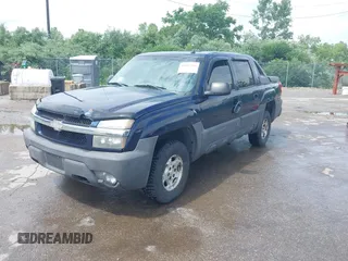 2005 Chevrolet Avalanche LS with VIN 3GNEC12Z55G272567, listed as a IAAI auction lot 42602466 with 183,216 mi miles and . Bid and sale history available at DreamBid. Image 2.