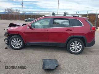 2017 Jeep Cherokee Limited with VIN 1C4PJMDSXHW622175, listed as a IAAI auction lot 41862930 with 118,153 mi miles and . Bid and sale history available at DreamBid. Image 14.