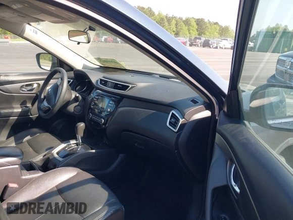 2016 Nissan Rogue SL with VIN 5N1AT2MT2GC826333, listed as a IAAI auction lot 42030632 with 120,329 mi miles and . Bid and sale history available at DreamBid. Image 5.