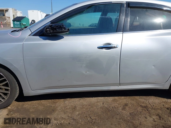2012 Nissan Maxima S z VIN 1N4AA5AP5CC846756, wystawiony jako IAAI lot #42060602 z przebiegiem 210 370 mil mil oraz . Historia ofert i sprzedaży dostępna na DreamBid. Obrazek 13.