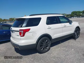 2017 Ford Explorer XLT with VIN 1FM5K7DH7HGE08535, listed as a IAAI auction lot 40965886 with 39,796 mi miles and . Bid and sale history available at DreamBid. Image 4.