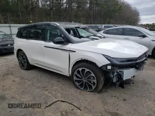 2024 Lincoln Nautilus Reserve z VIN 5LMPJ8KA4RJ793559, wystawiony jako Copart lot #54917475 z przebiegiem 2 682 mil mil oraz Szkoda całkowita • Salvage title. Historia ofert i sprzedaży dostępna na DreamBid. Obrazek 4.
