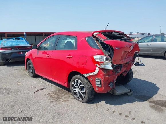 2010 Toyota Matrix with VIN 2T1KU4EE2AC401744, listed as a IAAI auction lot 40322815 with 153,407 mi miles. Bid and sale history available at carsss.com. Image 3.
