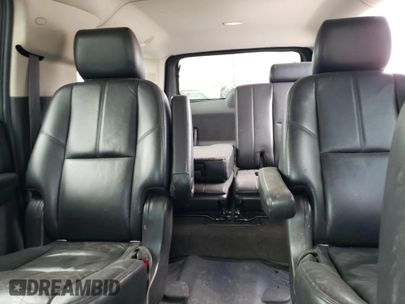 2013 Chevrolet Suburban LT with VIN 1GNSKJE7XDR341736, listed as a Copart auction lot 48781145 with 157,871 mi miles and Salvage Title. Bid and sale history available at DreamBid. Image 10.
