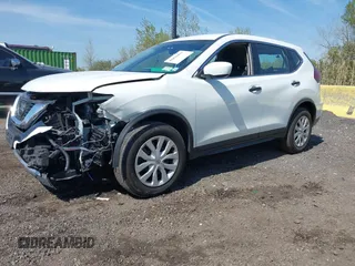 2019 Nissan Rogue SV with VIN KNMAT2MV2KP538352, listed as a IAAI auction lot 42036463 with 69,438 mi miles. Bid and sale history available at carsss.com. Image 18.