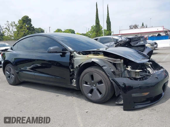 2023 Tesla Model 3 z VIN 5YJ3E1EAXPF604916, wystawiony jako IAAI lot #42461640 z przebiegiem 28 123 mil mil oraz . Historia ofert i sprzedaży dostępna na DreamBid. Obrazek 14.