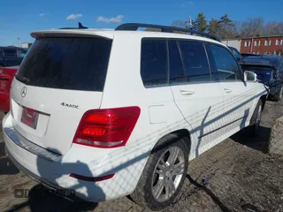 2013 Mercedes-Benz GLK 350 z VIN WDCGG8JB0DF990363, wystawiony jako IAAI lot #41294188 z przebiegiem 160 895 mil mil oraz . Historia ofert i sprzedaży dostępna na DreamBid. Obrazek 4.