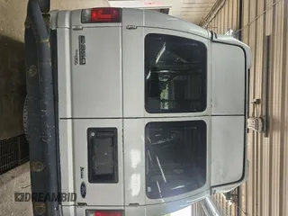 2011 Ford Econoline Passenger XL z VIN 1FBSS3BL1BDA81313, wystawiony jako IAAI lot #42535578 z przebiegiem 264 403 mil mil oraz . Historia ofert i sprzedaży dostępna na DreamBid. Obrazek 1.