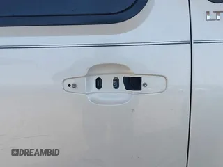 2013 Chevrolet Avalanche LTZ с VIN 3GNTKGE75DG144464, выставлен на аукционе IAAI как лот 42502256 с пробегом 116 237 миль миль и . История ставок и продаж доступна на DreamBid. Изображение 17.