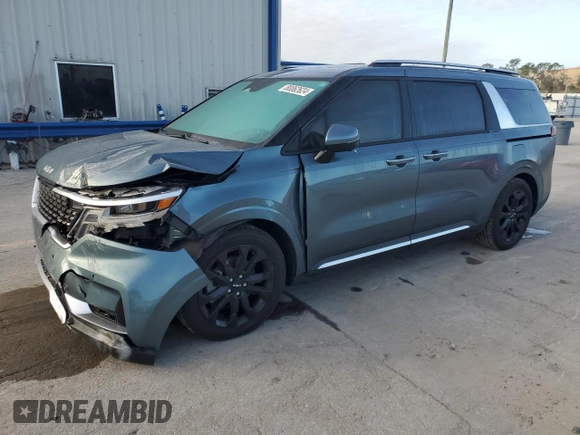 2022 Kia Carnival SX with VIN KNDNE5H30N6060562, listed as a Copart auction lot 80062624 with 53,479 mi miles and Non Repairable. Bid and sale history available at carsss.com. Image 1.
