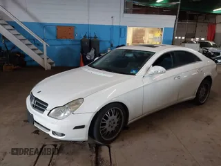 2006 Mercedes-Benz CLS 500 with VIN WDDDJ75X96A030135, listed as a IAAI auction lot 42340677 with 193,693 mi miles and . Bid and sale history available at DreamBid. Image 2.