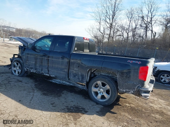 2017 Chevrolet Silverado 1500 LT with VIN 1GCVKREC5HZ285423, listed as a IAAI auction lot 41411392 with 174,759 mi miles. Bid and sale history available at carsss.com. Image 3.