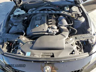 2011 BMW Z4 sDrive35is with VIN WBALM1C58BE393909, listed as a Copart auction lot 89218305 with 112,502 mi miles and Salvage Title. Bid and sale history available at carsss.com. Image 13.