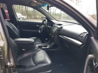 2011 Kia Sorento EX with VIN 5XYKU3A17BG103340, listed as a IAAI auction lot 41944274 with 195,927 mi miles. Bid and sale history available at carsss.com. Image 5.