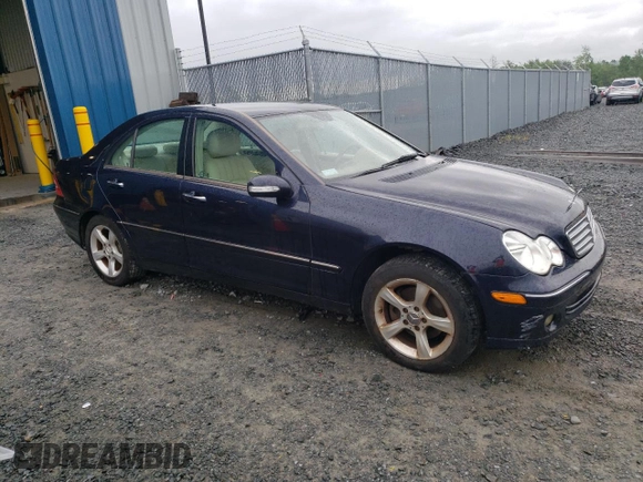 2007 Mercedes-Benz C 230 Sport z VIN WDBRF52H87F862300, wystawiony jako Copart lot #63979635 z przebiegiem 219 559 mil mil oraz Czysty tytuł • Clean title. Historia ofert i sprzedaży dostępna na DreamBid. Obrazek 4.