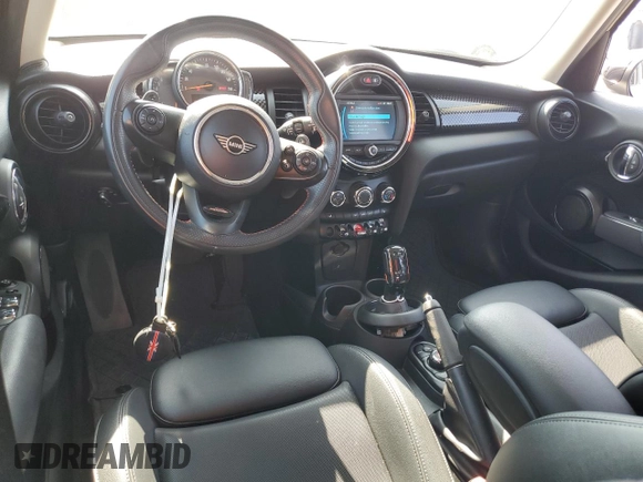 2021 MINI Hardtop 4 Door Cooper S с VIN WMWXU9C06M2N01629, выставлен на аукционе Copart как лот 65398605 с пробегом 74 356 миль миль и Списание • Salvage title. История ставок и продаж доступна на DreamBid. Изображение 8.