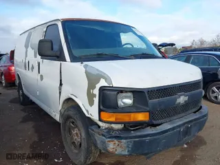 2007 Chevrolet Express Cargo Van with VIN 1GCFG15X571149672, listed as a IAAI auction lot 41194974 with 255,757 mi miles. Bid and sale history available at carsss.com. Image 6.