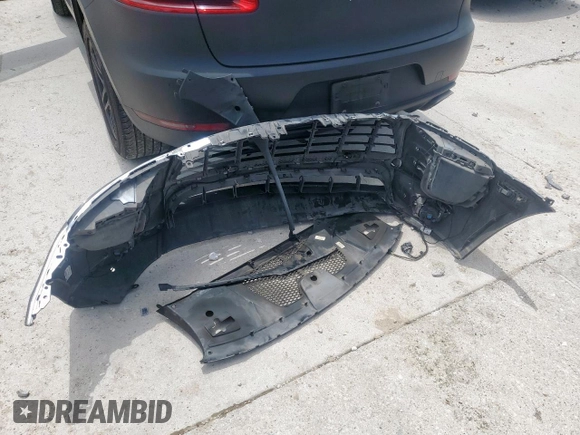 2017 Porsche Macan with VIN WP1AA2A5XHLB81267, listed as a Copart auction lot 56002305 with 72,202 mi miles and Salvage title. Bid and sale history available at DreamBid. Image 13.