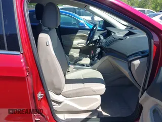 2016 Ford Escape SE with VIN 1FMCU9GX9GUC71209, listed as a IAAI auction lot 42037642 with 82,521 mi miles and . Bid and sale history available at DreamBid. Image 5.