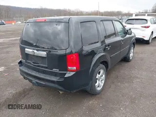2012 Honda Pilot EX-L with VIN 5FNYF4H57CB068021, listed as a IAAI auction lot 41909996 with 253,542 mi miles and . Bid and sale history available at carsss.com. Image 4.