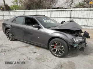 2016 Chrysler 300 with VIN 2C3CCABT0GH261219, listed as a Copart auction lot 49697475 with 114,100 mi miles and Salvage Title. Bid and sale history available at carsss.com. Image 4.