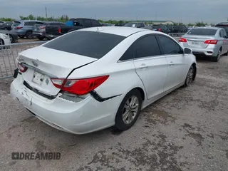 2013 Hyundai Sonata GLS with VIN 5NPEB4ACXDH725856, listed as a IAAI auction lot 41894412 with 137,855 mi miles and . Bid and sale history available at carsss.com. Image 4.