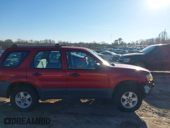 2007 Ford Escape XLS с VIN 1FMYU02Z87KA40260, выставлен на аукционе IAAI как лот 41588287 с пробегом 188 144 миль миль и . История ставок и продаж доступна на DreamBid. Изображение 13.