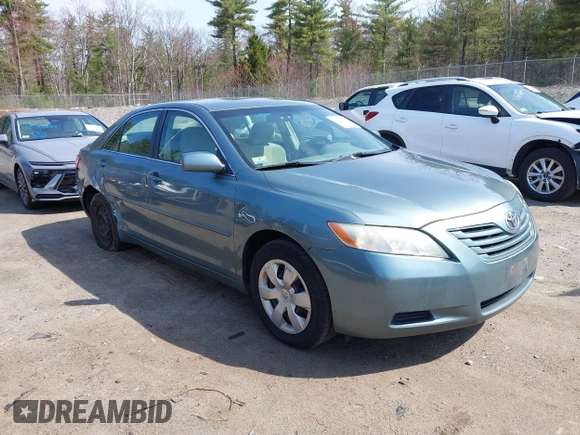 2007 Toyota Camry CE with VIN 4T1BE46K07U690521, listed as a IAAI auction lot 42070933 with 171,758 mi miles. Bid and sale history available at carsss.com. Image 1.