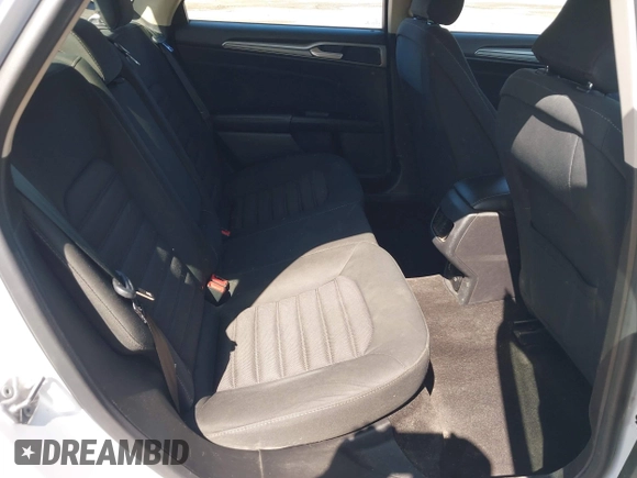 2017 Ford Fusion Hybrid SE z VIN 3FA6P0LU8HR396572, wystawiony jako IAAI lot #41997684 z przebiegiem 272 803 mil mil oraz . Historia ofert i sprzedaży dostępna na DreamBid. Obrazek 8.