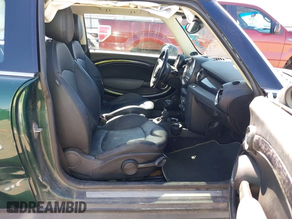 2011 MINI Hardtop with VIN WMWSU3C5XBT096157, listed as a IAAI auction lot 41840176 with 135,050 mi miles and . Bid and sale history available at DreamBid. Image 5.