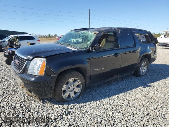 2008 GMC Yukon XL SLE w/3SA with VIN 1GKFC16008R234469, listed as a Copart auction lot 87145824 with 257,668 mi miles and Salvage Title. Bid and sale history available at carsss.com. Image 1.