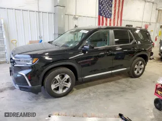 2023 Honda Pilot EX-L 8 Passenger with VIN 5FNYG1H44PB058412, listed as a Copart auction lot 83391204 with 7,600 mi miles and Salvage Title. Bid and sale history available at carsss.com. Image 1.