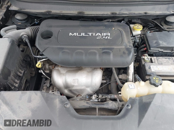 2019 Jeep Cherokee Latitude Plus with VIN 1C4PJLLB4KD176071, listed as a IAAI auction lot 42638016 with 99,401 mi miles and . Bid and sale history available at DreamBid. Image 10.