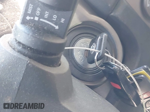 2005 Nissan Titan SE with VIN 1N6BA07B25N532466, listed as a IAAI auction lot 41437704 with 142,762 mi miles and . Bid and sale history available at DreamBid. Image 11.