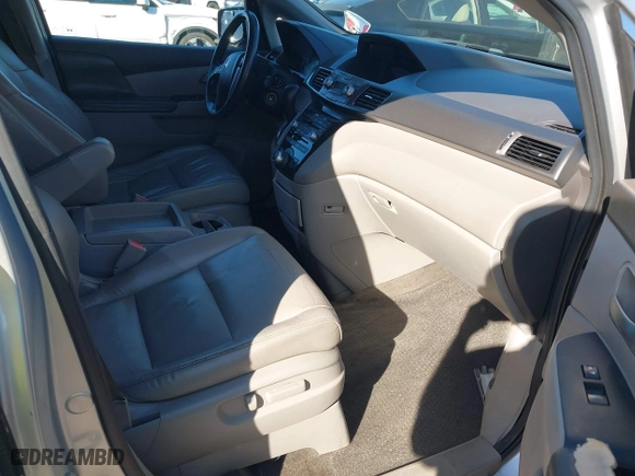 2011 Honda Odyssey Touring with VIN 5FNRL5H9XBB012899, listed as a IAAI auction lot 41611879 with 171,041 mi miles. Bid and sale history available at carsss.com. Image 5.